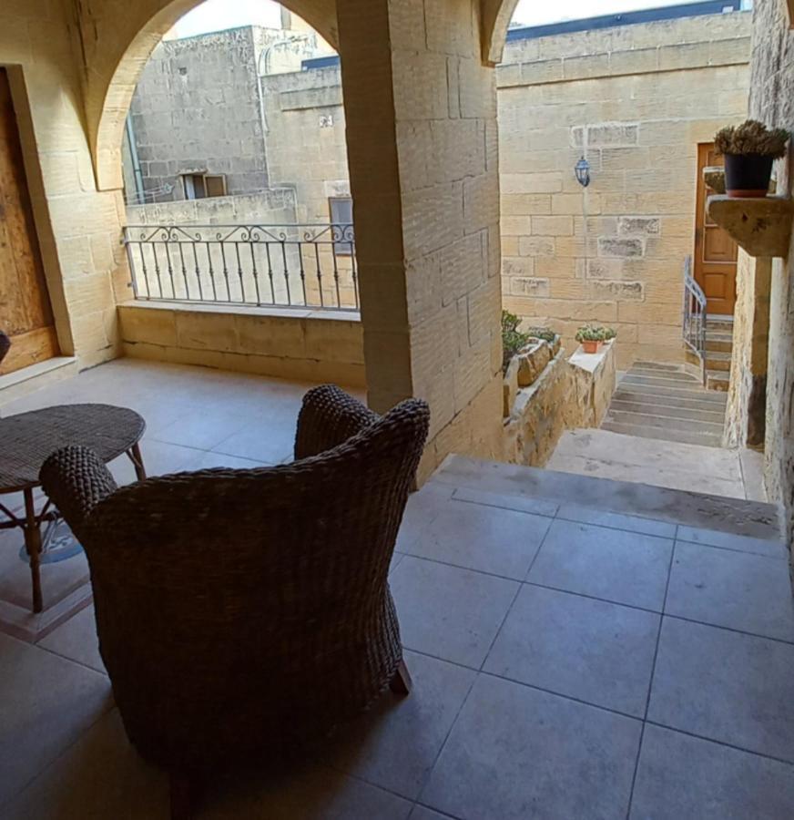 Ta Majsi Farmhouse With Indoor Heated Pool San Lawrenz Exterior foto